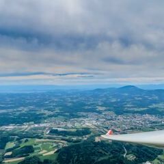 Flugwegposition um 12:55:52: Aufgenommen in der Nähe von Gemeinde Puch bei Weiz, Österreich in 1409 Meter